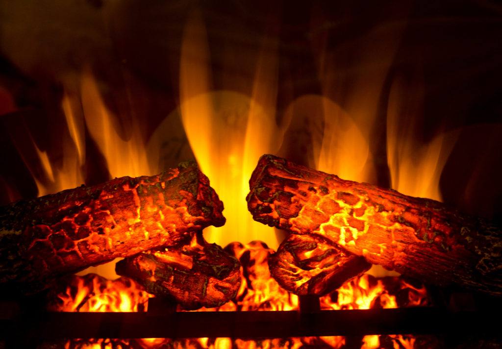 HOW AND WHY TO CHOOSE A GAS LOG SET