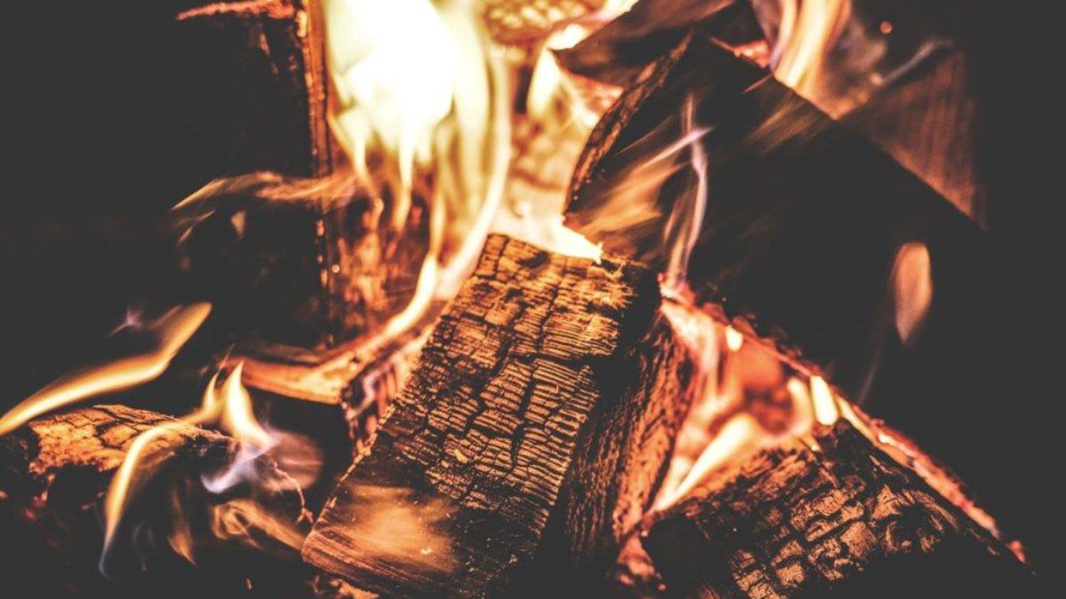 Best Fireplace Heat Reflector And Firebacks | The Irish Sweep